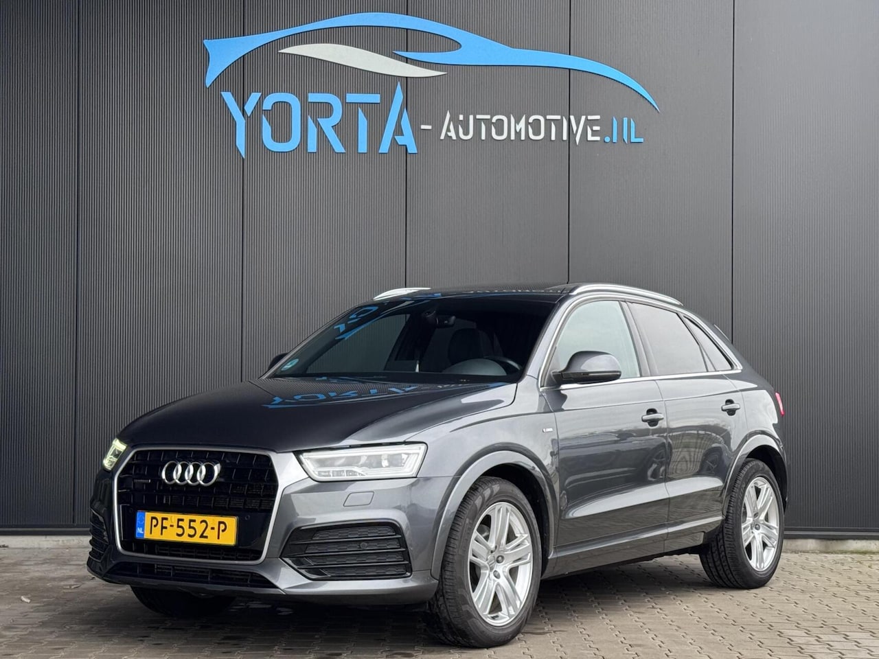 Audi Q3 - 2.0 TFSI Quattro 3x S Line AUTOMAAT*PANO*ELEK. HAAK - AutoWereld.nl