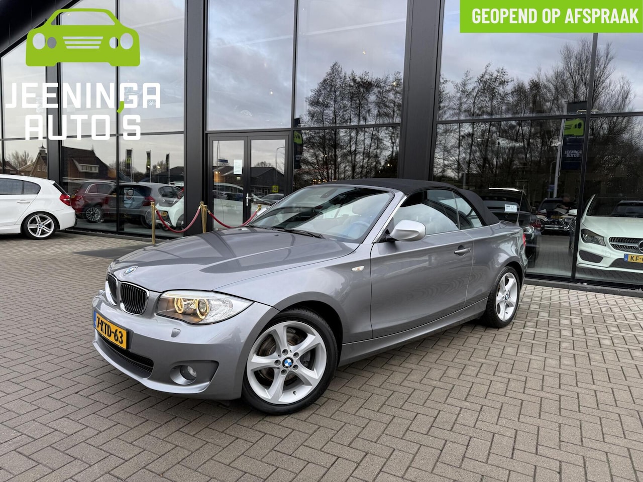BMW 1-serie Cabrio - 118i Exclusive Edition|Navi|Leer - AutoWereld.nl