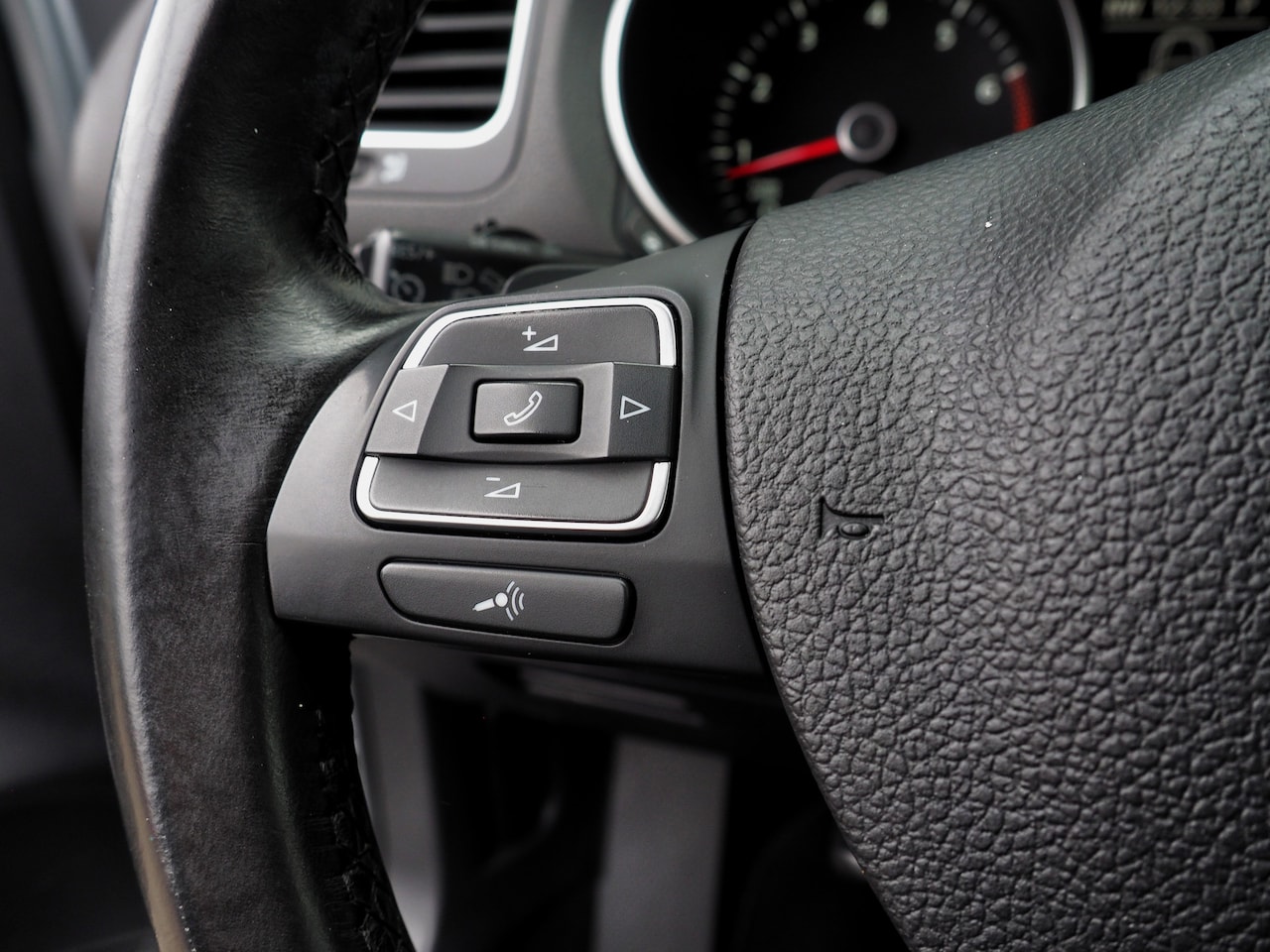 Volkswagen Golf - 1.4 TSI Highline XENON STOELVERW. TREKH.