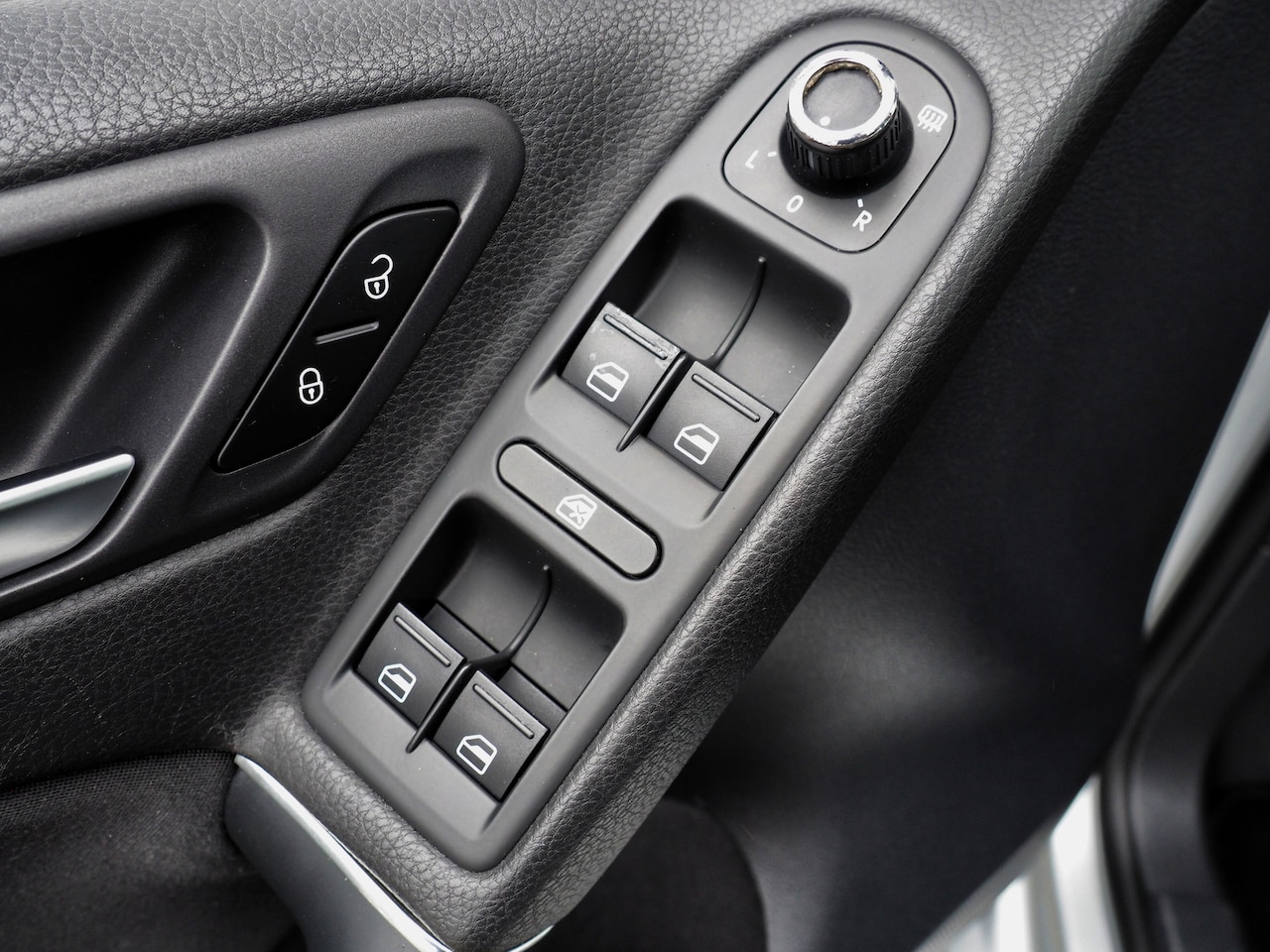 Volkswagen Golf - 1.4 TSI Highline XENON STOELVERW. TREKH.