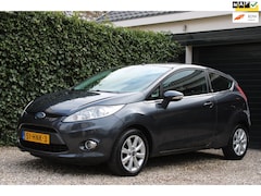 Ford Fiesta - 1.25 Ghia | Climate control | Cruise control | Bluetooth | PDC achter