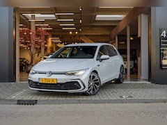 Volkswagen Golf - 1.5 eTSI R-Line|Carplay|Camera|Acc|Lane-Assist|