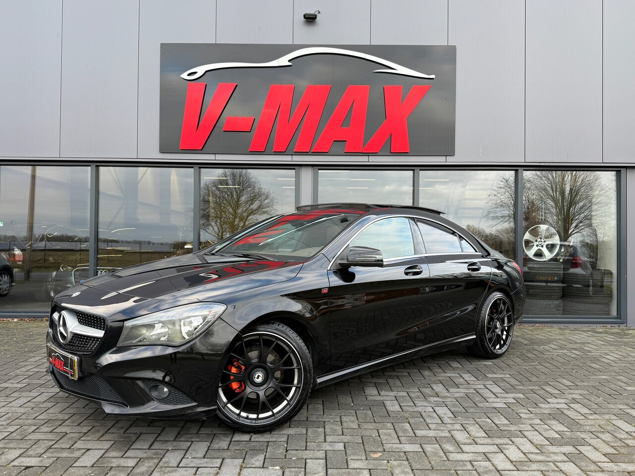 Mercedes-Benz CLA-Klasse - 180 Prestige Sport Panorama Leder Navi Stoelverw - AutoWereld.nl