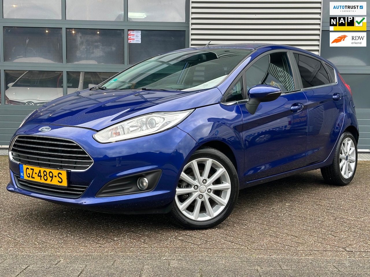 Ford Fiesta - 1.0 EcoBoost Titanium | CRUISECR | PDC | Navi | Airco - AutoWereld.nl