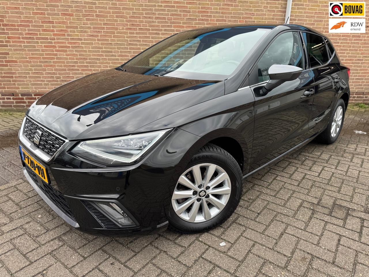 SEAT Ibiza - 1.0 TSI FR Business Intense 1.0 TSI FR Business Intense - AutoWereld.nl
