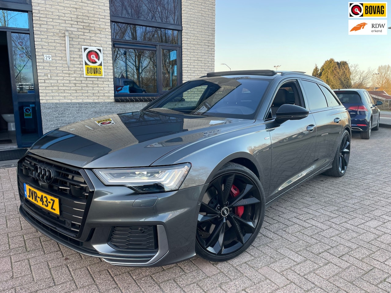 Audi A6 Avant - 55 TFSI e quattro Competition-pano-night - AutoWereld.nl