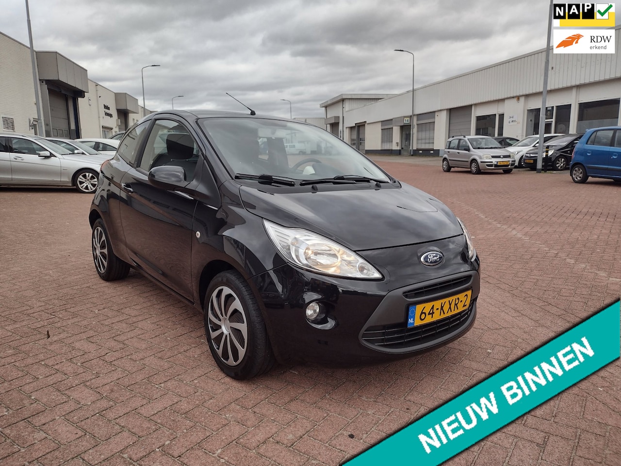 Ford Ka - 1.2 Titanium MOOIE AUTO BEL 0619590613 AIRCO APK 02-03-2027 - AutoWereld.nl