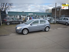 Opel Astra - 1.6 Temptation