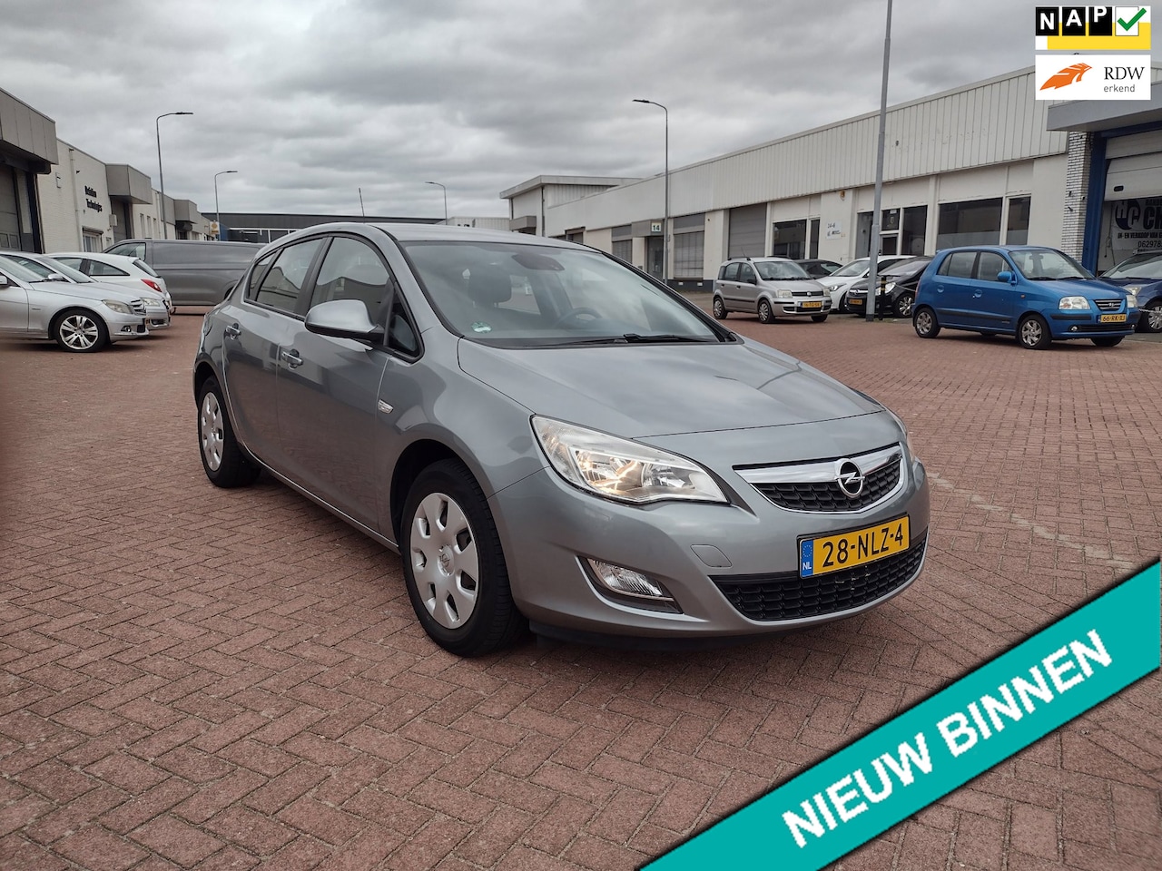 Opel Astra - 1.4 Turbo Edition MOOIE AUTO BEL 0619590613 AIRCO 5 DRS APK 24-01-2027 - AutoWereld.nl