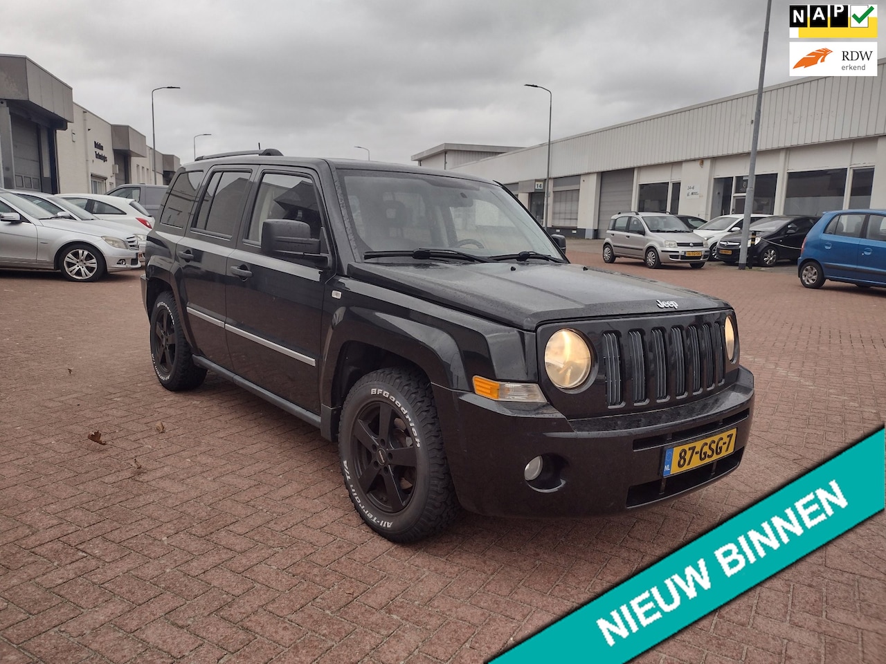 Jeep Patriot - 2.4 Limited MOOIE AUTO BEL 0619590613 AIRCO 5 DRS 4X4 - AutoWereld.nl