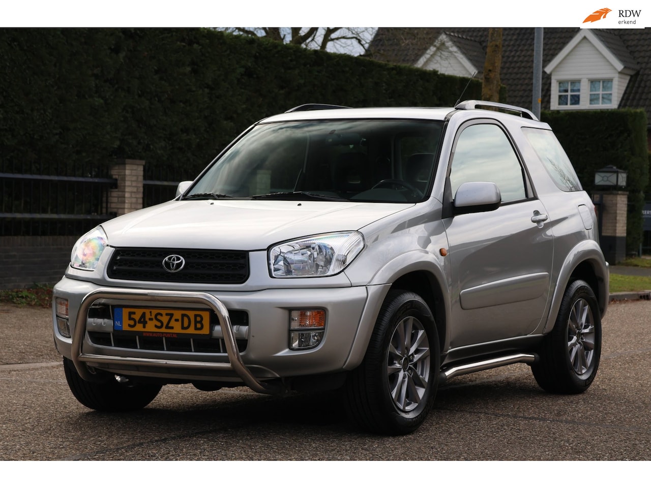 Toyota RAV4 - 2.0-16V VVT-i Luna | AUTOMAAT | AIRCO | TREKGEWICHT 1500KG | MOOIE GOED ONDERHOUDEN AUTO | - AutoWereld.nl