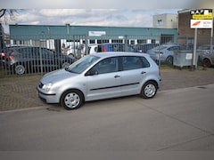 Volkswagen Polo - 1.4-16V