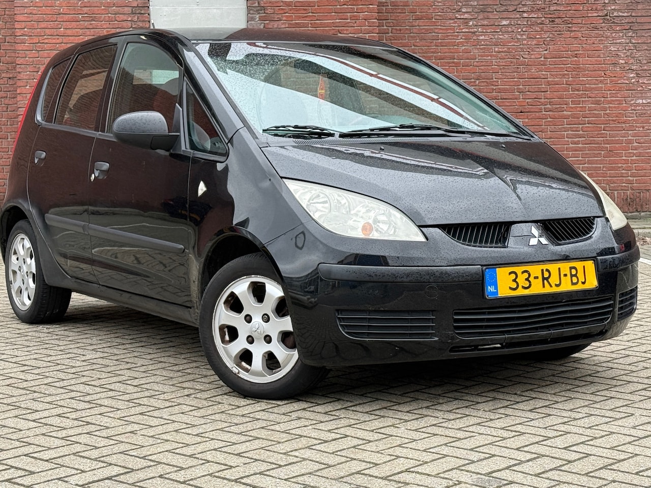 Mitsubishi Colt - 1.3 Invite|5DRS|AIRCO|INRUILKOOPJE - AutoWereld.nl