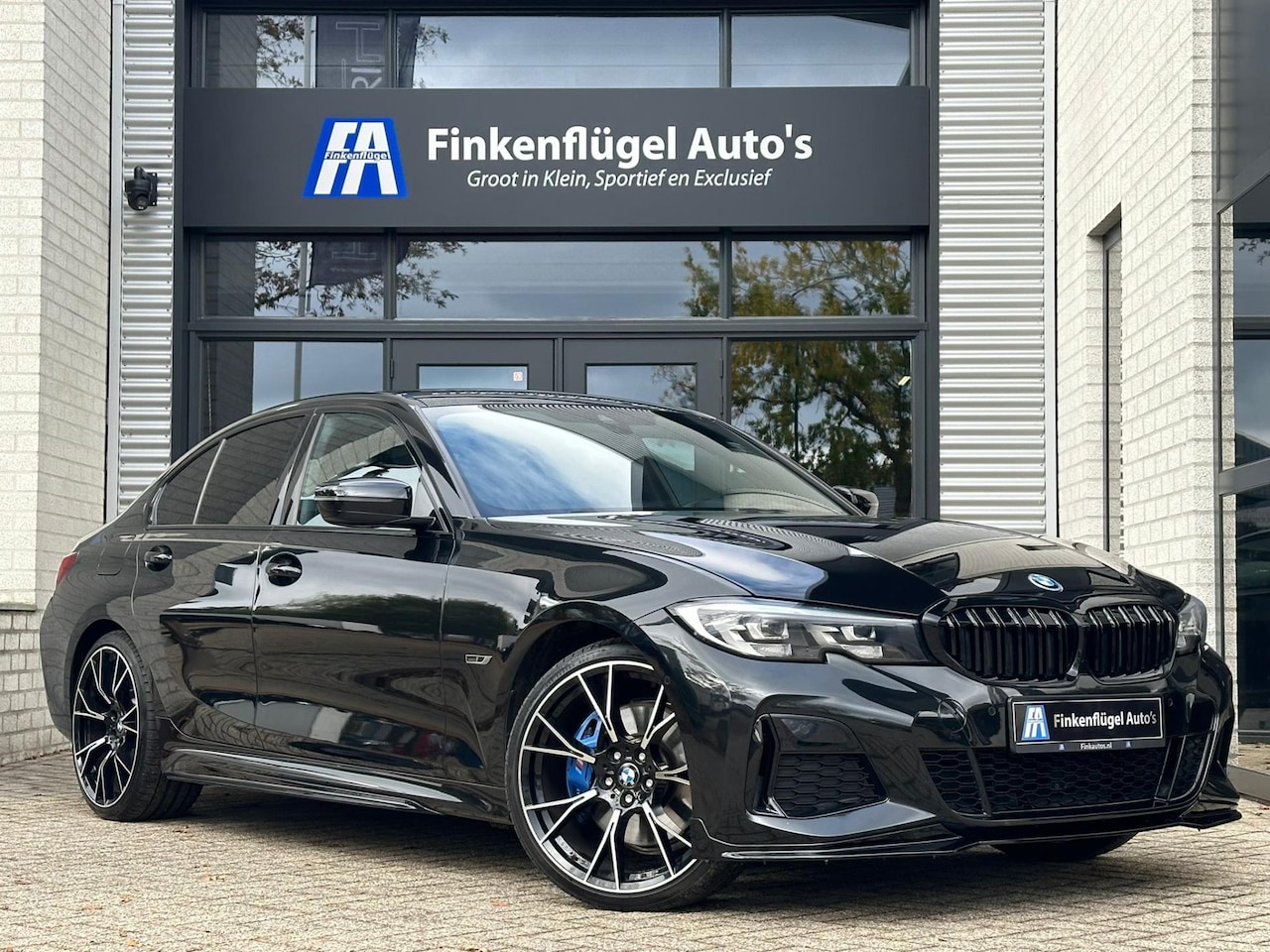 BMW 3-serie - 330e M-Sport |M340 optic |20 inch |Navi |Sfeer |Live.Cockpit | - AutoWereld.nl