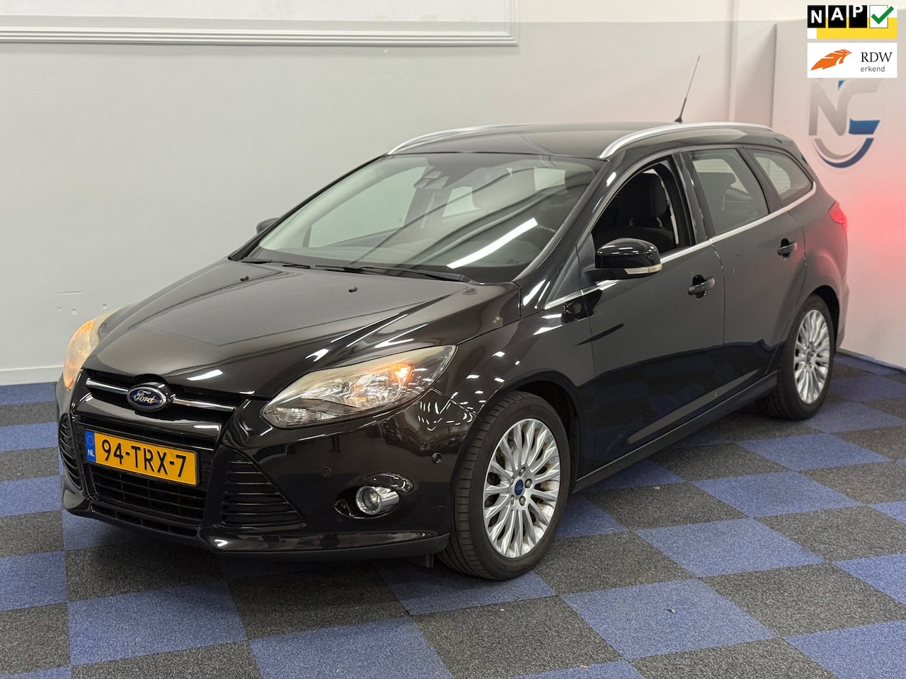 Ford Focus Wagon - 1.6 EcoBoost Titanium /DEALER ONDERHOUDEN / MULTIMEDIA -NAVI / NETTE AUTO - AutoWereld.nl