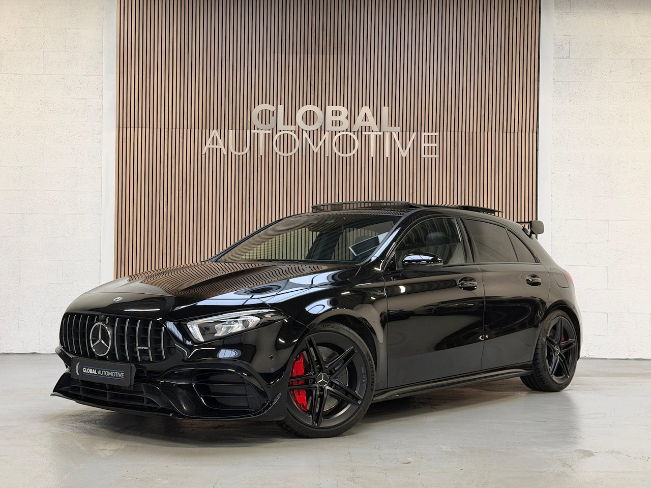 Mercedes-Benz A-klasse - AMG 45 S 4MATIC+ Premium Plus - PANO - CAMERA - AutoWereld.nl