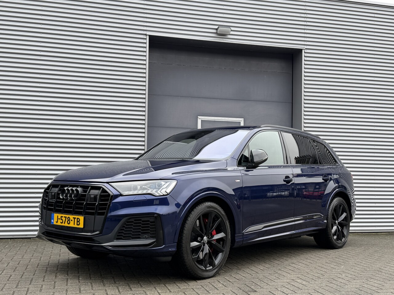 Audi Q7 - 60 TFSI e quattro Competition I Aut. I PHEV I S-Line I Leder I Carplay I Camera - AutoWereld.nl