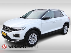 Volkswagen T-Roc - 1.0 TSI Style Business / Navi / Climate / Stoelverwarming / Trekhaak