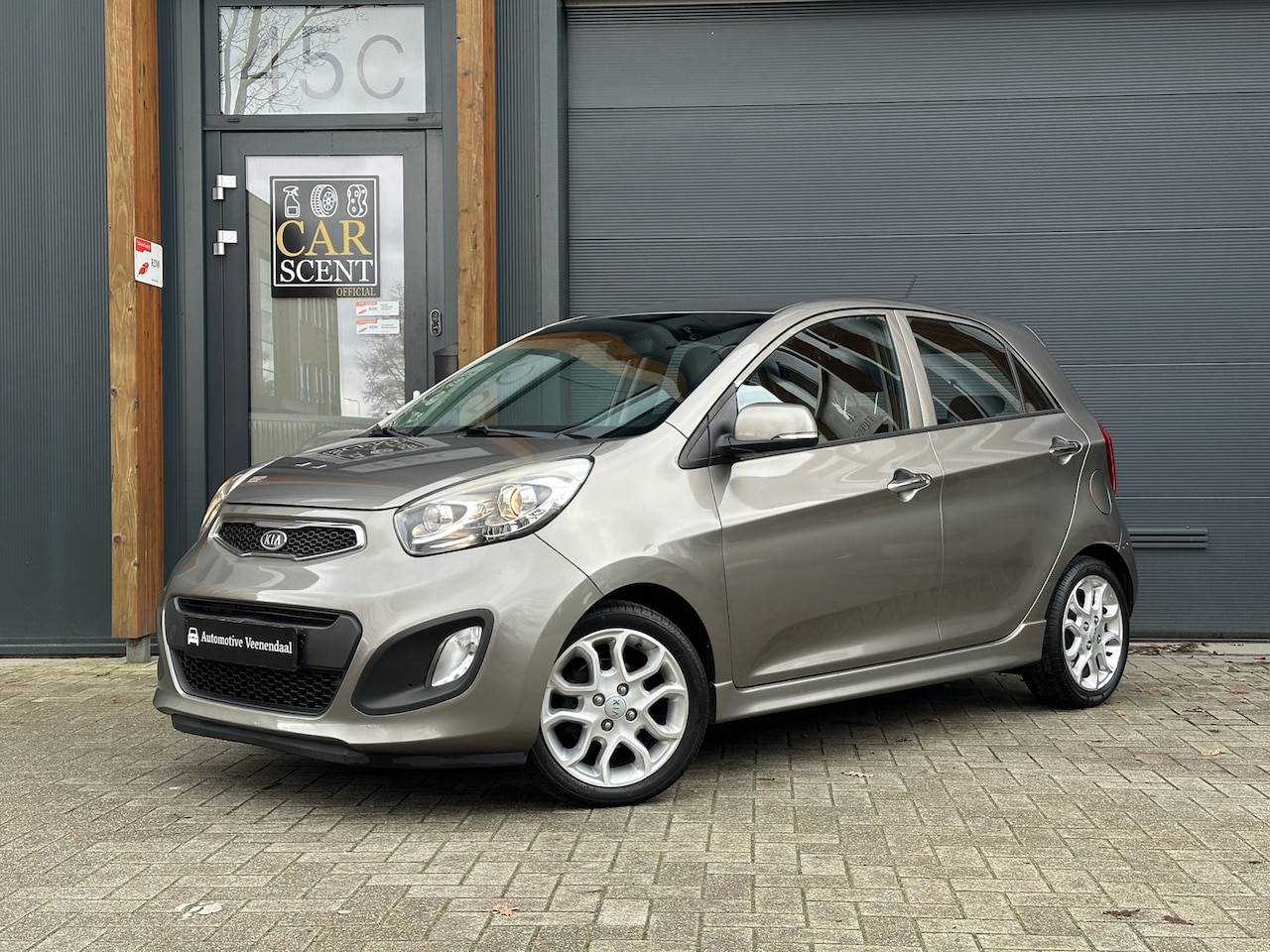 Kia Picanto - 1.2 CVVT Comfort Pack 1.2 CVVT Comfort Pack, Xenon, Keyless, Lichtmetaal, Clima, Dealeronderhouden etc! - AutoWereld.nl