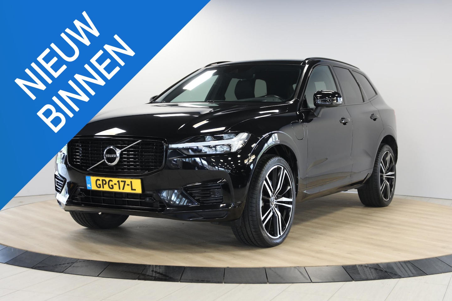 Volvo XC60 - 2.0 Recharge T6 AWD R-Design 2.0 Recharge T6 AWD R-Design - AutoWereld.nl