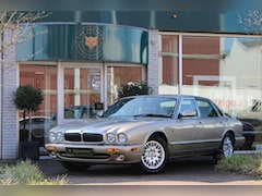 Jaguar XJ - 3.2 V8 Executive