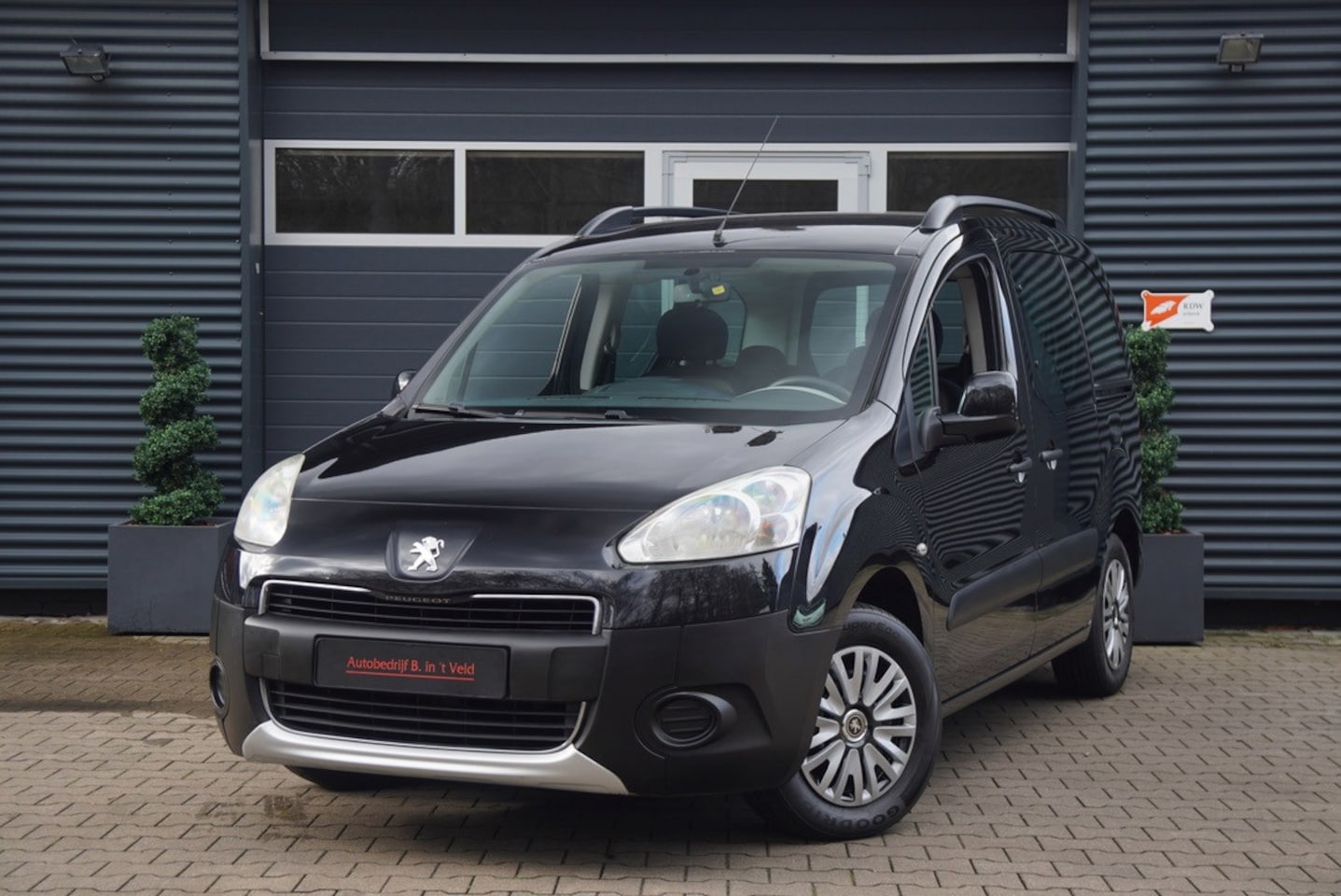 Peugeot Partner Tepee - 1.6 VTi Access AIRCO PDC SCHUIFDEUREN - AutoWereld.nl