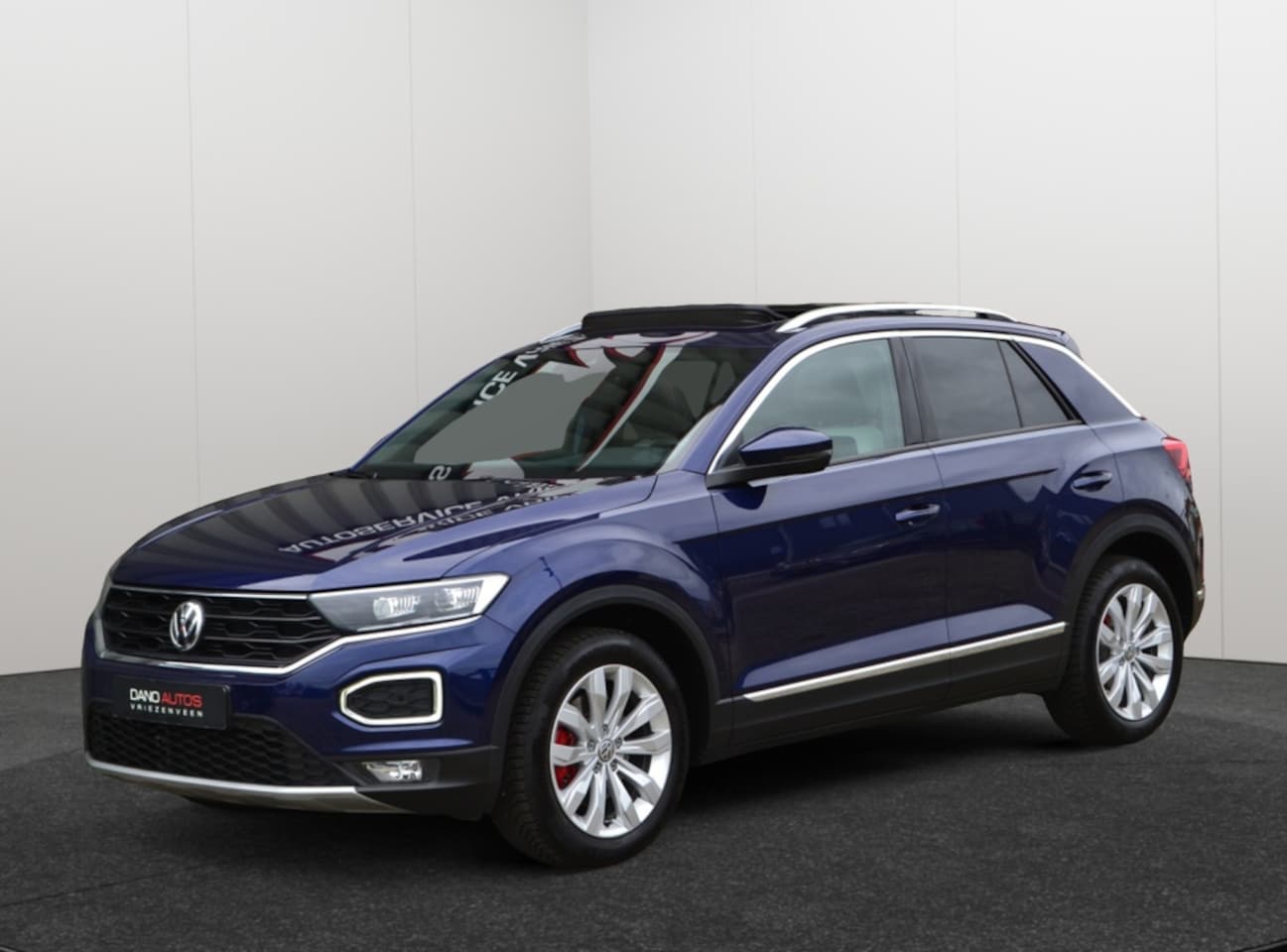 Volkswagen T-Roc - 1.5 TSI DSG Sport LED/Camera/Pano/Keyless - AutoWereld.nl