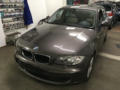 BMW 1-serie - 118i High Executive / VOORSCHADE / LEDER / OPEN DAK / AUTOMAAT