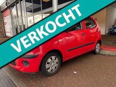 Hyundai i10 - 1.1 Active Cool|AIRCO|1EIG|NAP|Nw.APK|Nw.D.RIEM