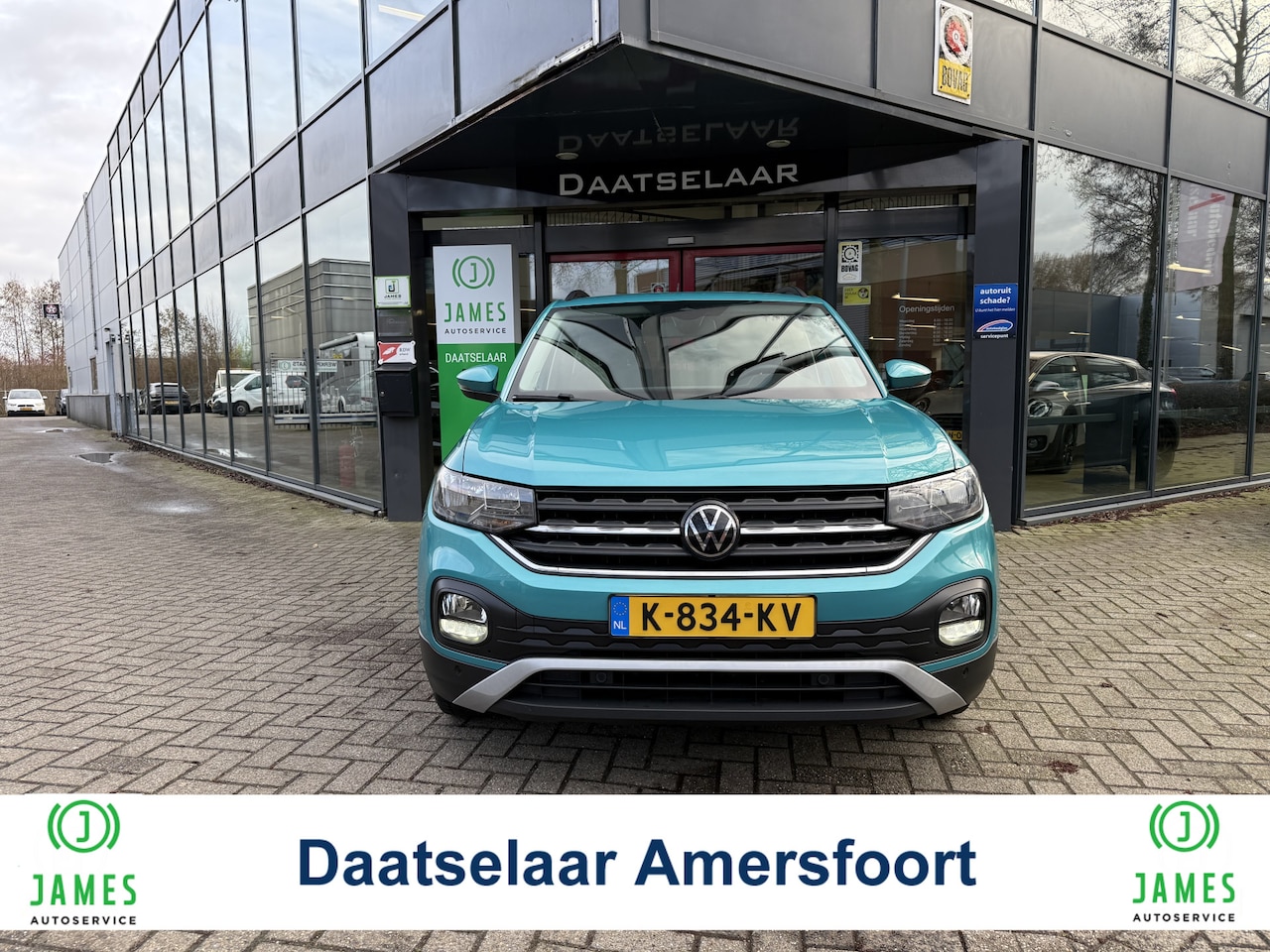 Volkswagen T-Cross - 1.0 TSI Life Business Navigatie Parkeersensoren climaat control Apple carplay - AutoWereld.nl