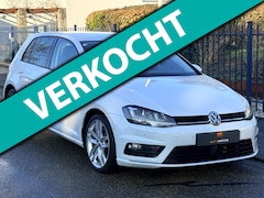 Volkswagen Golf - 1.4 TSI Highline R-Line DSG / Massage / Led