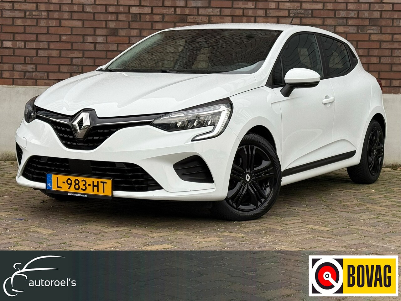 Renault Clio - 1.0 TCe / Navigatie / Apple CarPlay - Android / 1e Eigenaar / ALL-Season banden / Cruise C - AutoWereld.nl