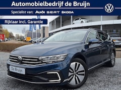 Volkswagen Passat Variant - 1.4 TSI DSG Hybrid GTE (Trekhaak, Camera, Virtual, Ergo)