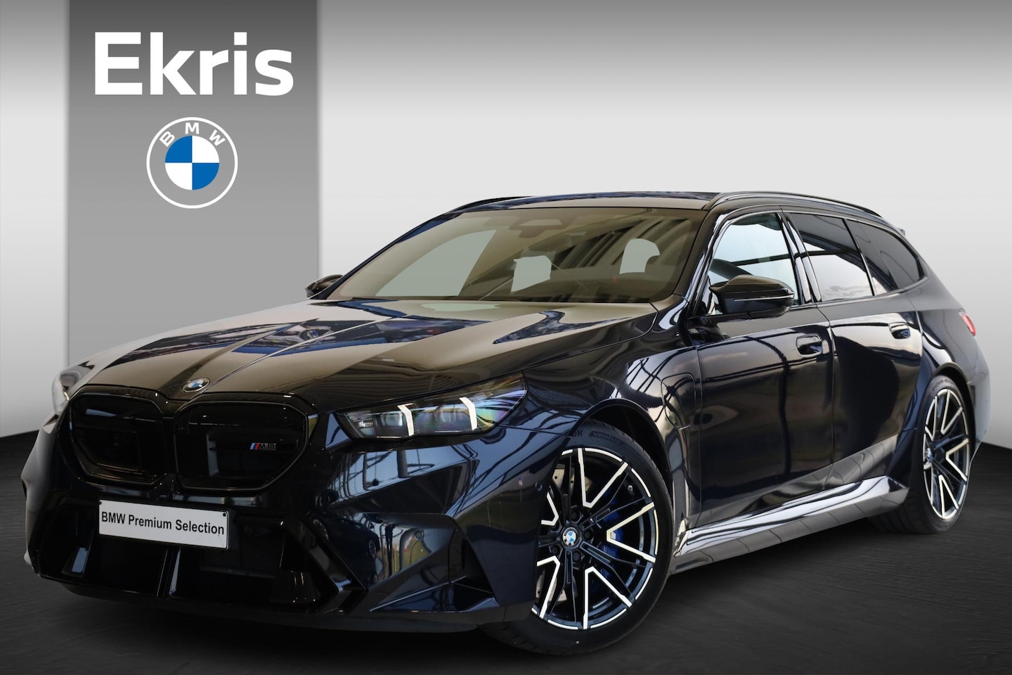 BMW M5 - Touring | Panorama Dak | Stoelventilatie en Verwarming | Driving Assistant Professional - AutoWereld.nl