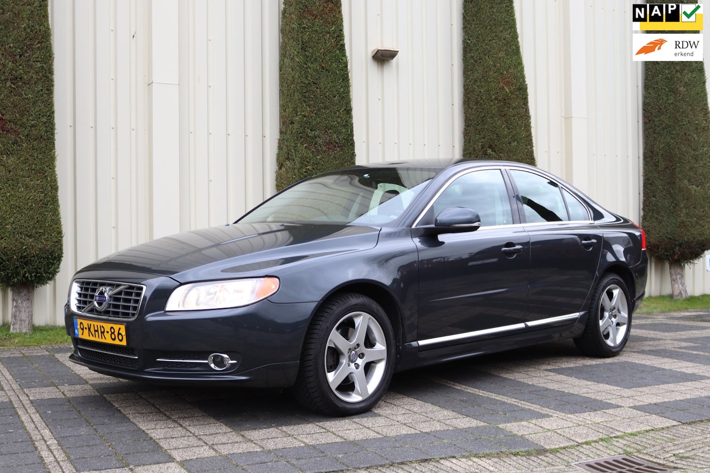 Volvo S80 - 1.6 T4 Momentum AUTOMAAT, LEDER, NAVI, ECC, PDC - AutoWereld.nl