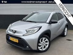 Toyota Aygo X - 1.0 VVT-i MT first Nieuw geleverd en dealeronderhouden, 1 eign. Apple Carplay en/of Androi