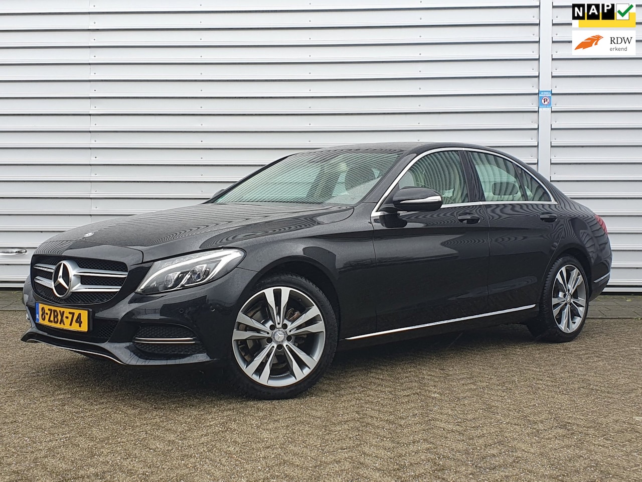 Mercedes-Benz C-klasse - 180 Clima/Navi/Leder/LM 18" - AutoWereld.nl