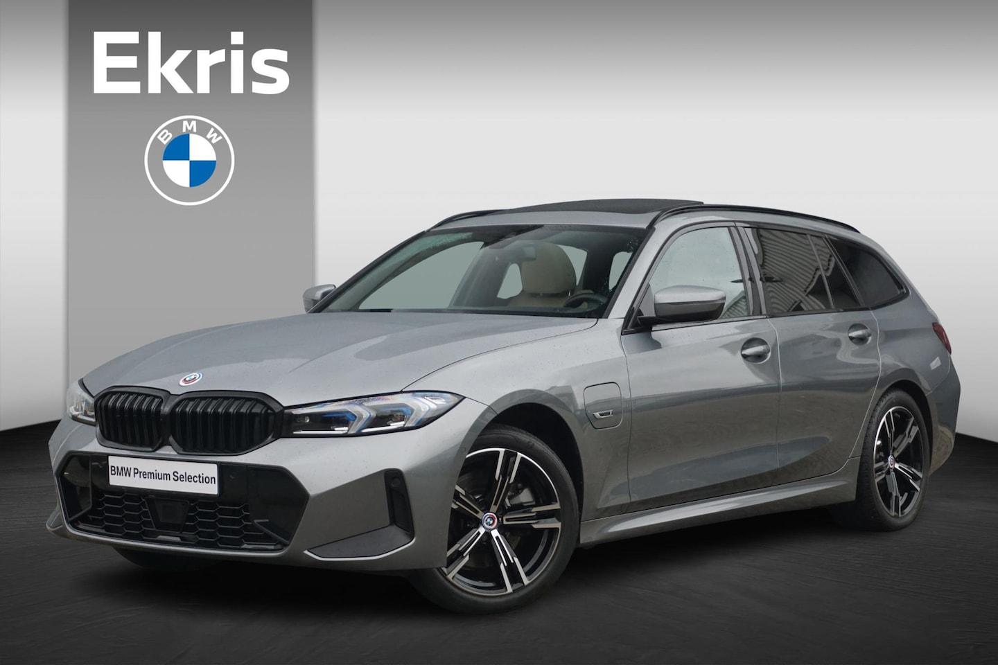 BMW 3-serie Touring - 330e xDrive | M Sport / Panoramadak / Elektrische stoelen + Memory / Harman Kardon / Actie - AutoWereld.nl