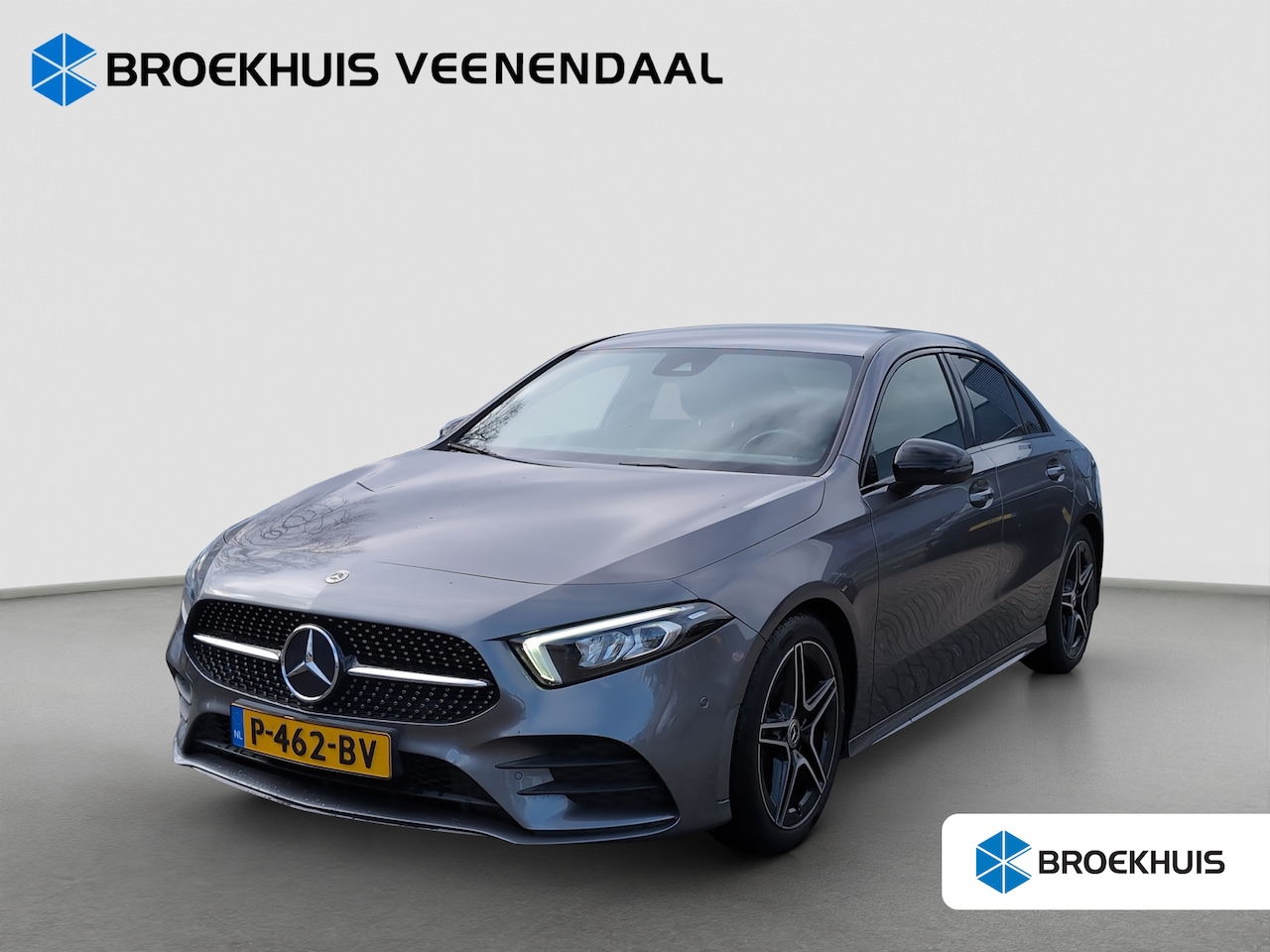 Mercedes-Benz A-klasse - 180 AMG | Sfeerverlichting | Stoelverwarming | Apple Carplay | Navigatie | AMG-styling | A - AutoWereld.nl