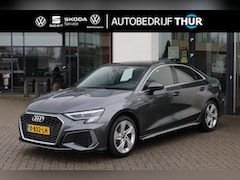 Audi A3 Limousine - 30 TFSI S edition panoramadak stoelverwarming s-Line in en exterieur trekhaak afn half led
