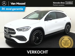 Mercedes-Benz GLA-Klasse - 250 e AMG Line Panoramadak / Parkeercamera / Sfeerverlichting / Stoelverwarming / Elektr.