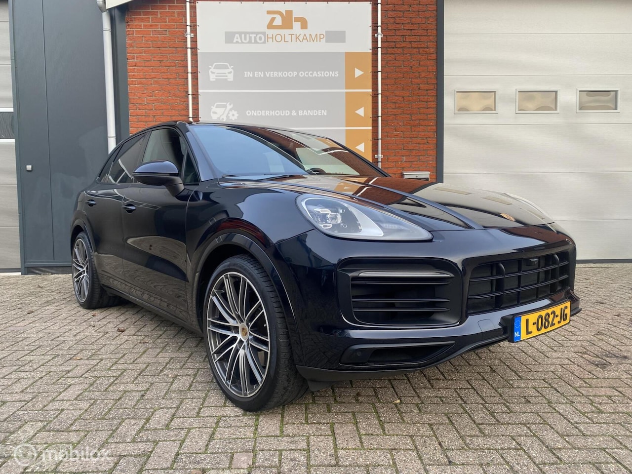 Porsche Cayenne - 3.0 E-Hybrid PANO LUCHT BTW NL-AUTO - AutoWereld.nl