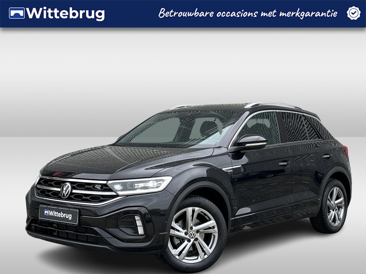 Volkswagen T-Roc - 1.0 TSI 110pk R-Line / Virtual cockpit / LED plus / Ergoactive stoel / 17'' LMV P4 - AutoWereld.nl