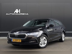 Skoda Octavia Combi - 1.0 e-TSI 110pk Automaat Business Edition Navi CarPlay Cruise Parkeersensoren NL-Auto