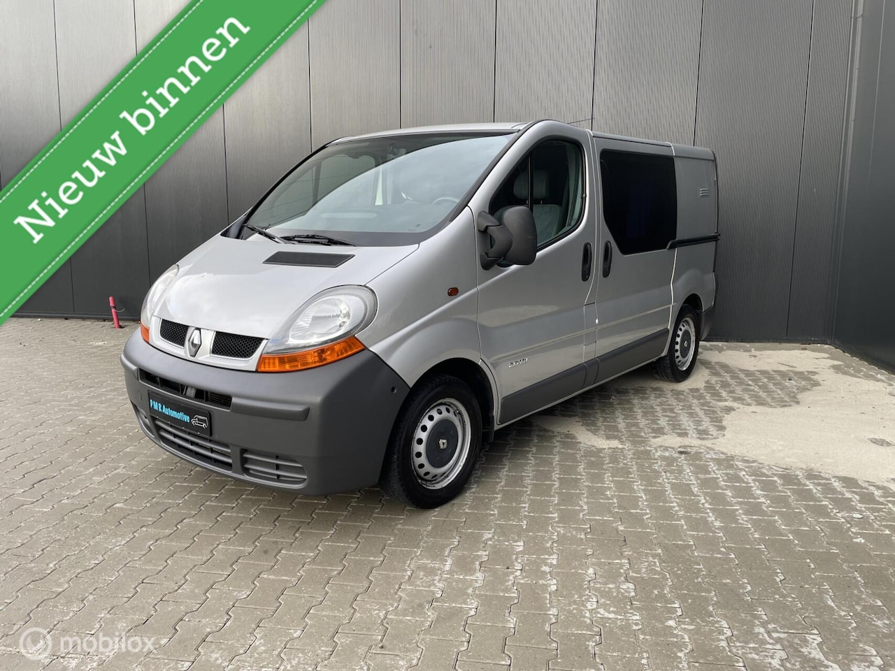 Renault Trafic - bestel 2.0-16V L1H1 CAMPER / AIRCO - AutoWereld.nl