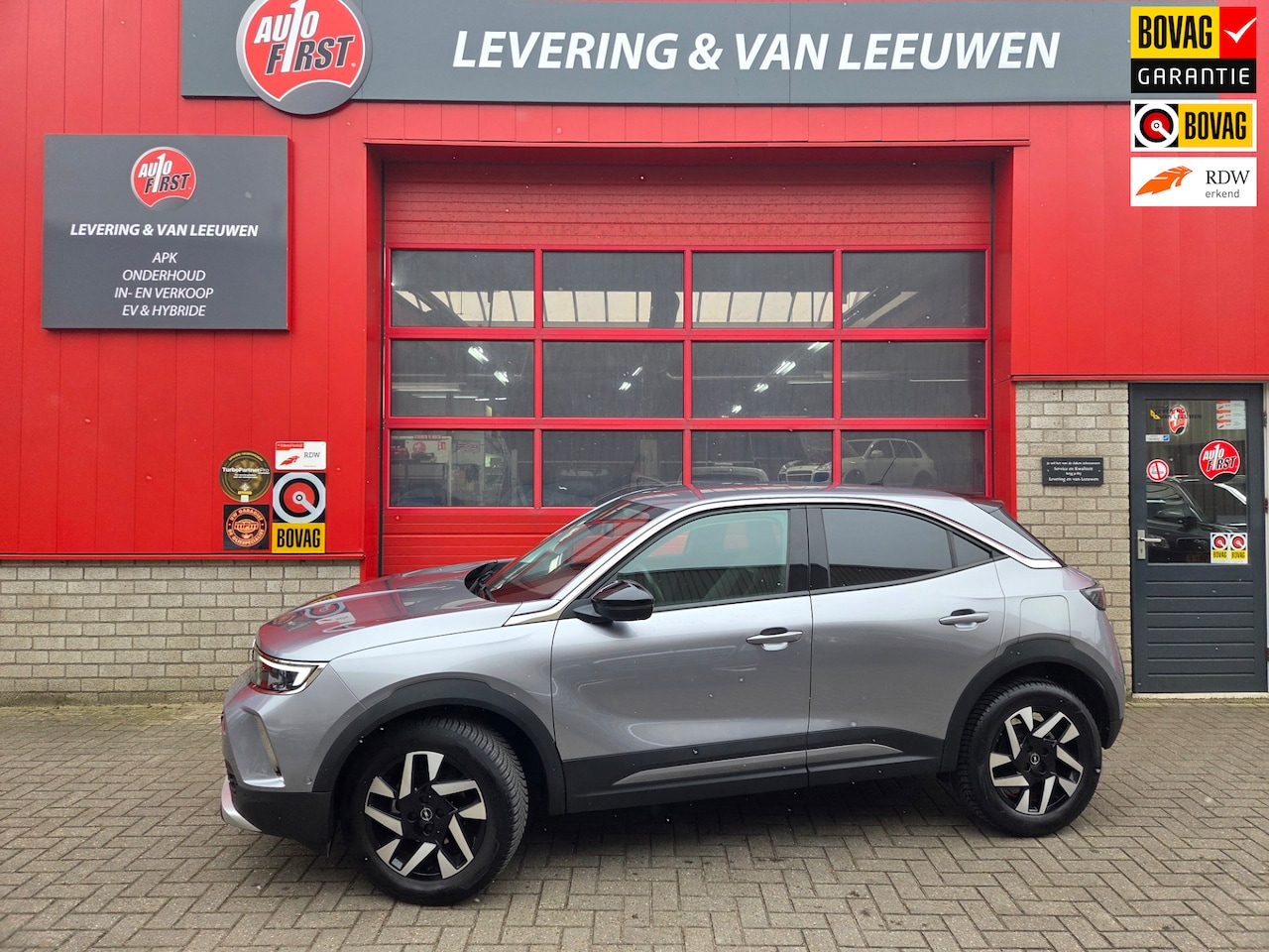 Opel Mokka - 1.2 Turbo Elegance Winterpack/ Parkeers. v + A/ Navigatie/ Camera/ Apple carplay- Android - AutoWereld.nl