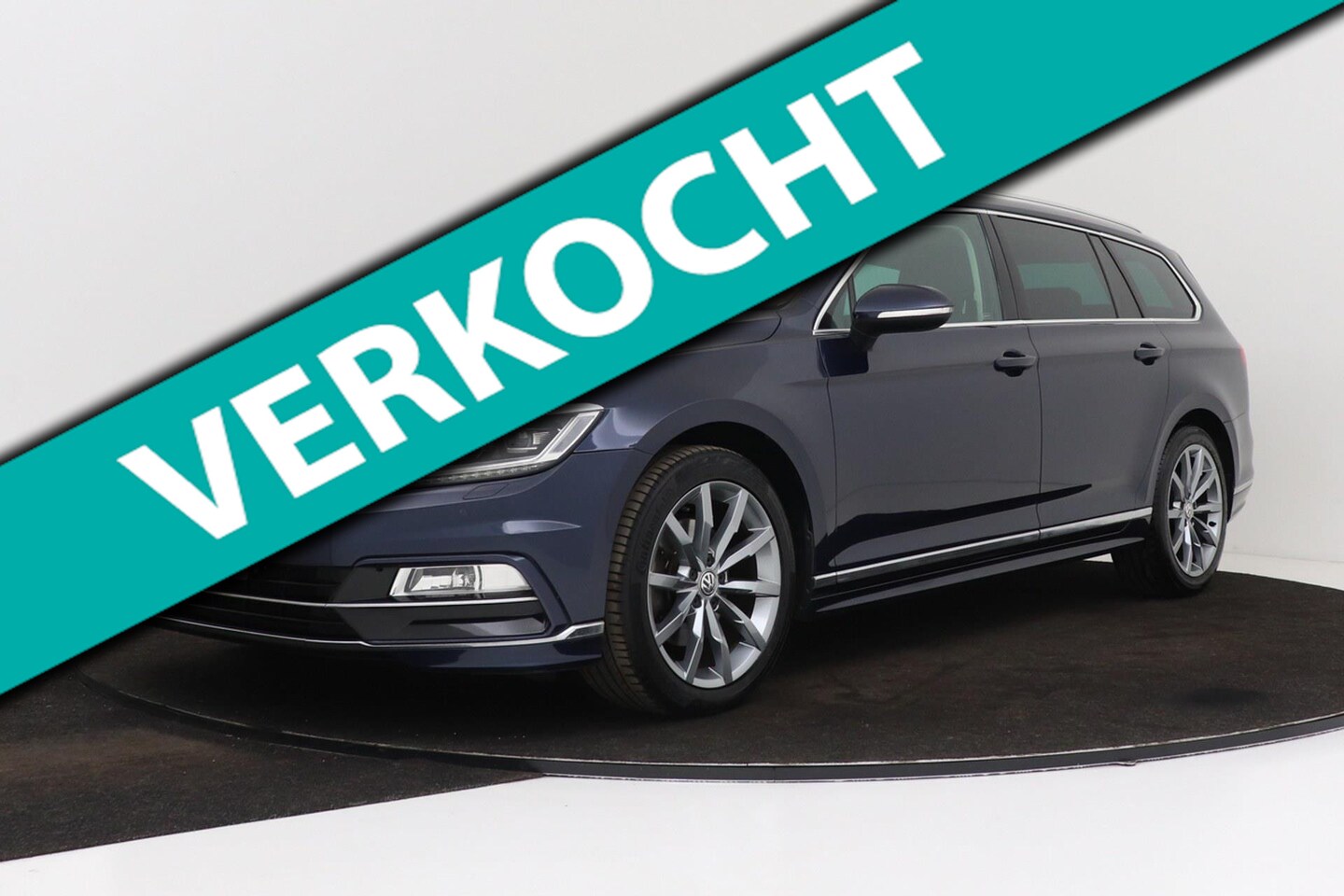 Volkswagen Passat Variant - 1.4 TSI Highline Business R-Line | Trekhaak | Org NL | Head-Up | Digital Cockpit | Stoelve - AutoWereld.nl