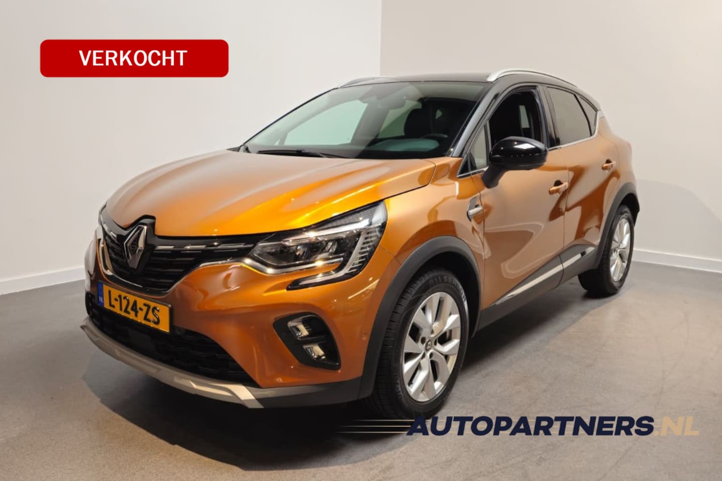Renault Captur - 1.3 TCe 130 Intens Two-tone - Apple Carplay/Android Auto - Stoelverwarming - 360 Cam - Nav - AutoWereld.nl