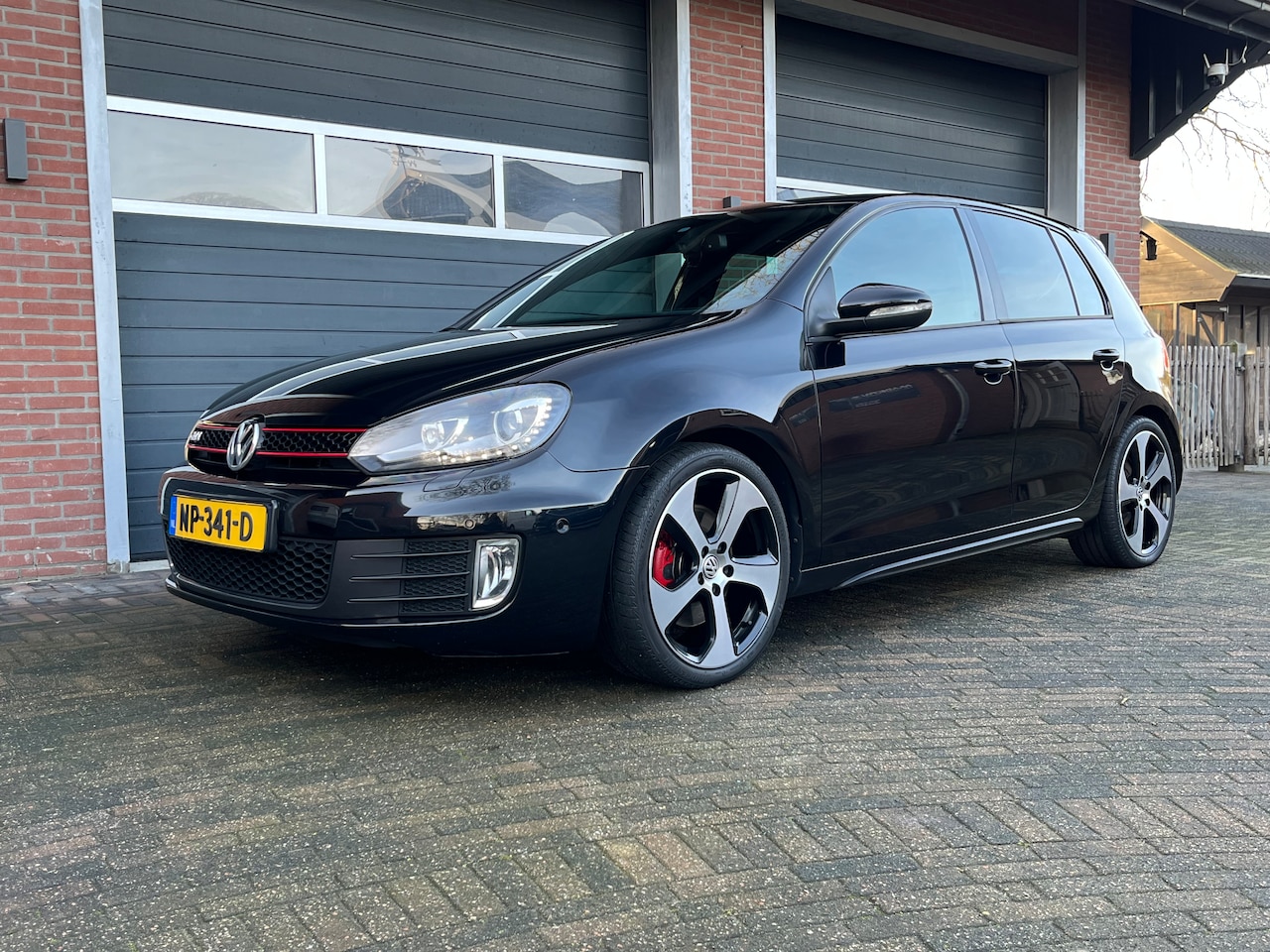 Volkswagen Golf - 2.0 GTI Keurige 5 drs GTI met mooie opties! - AutoWereld.nl