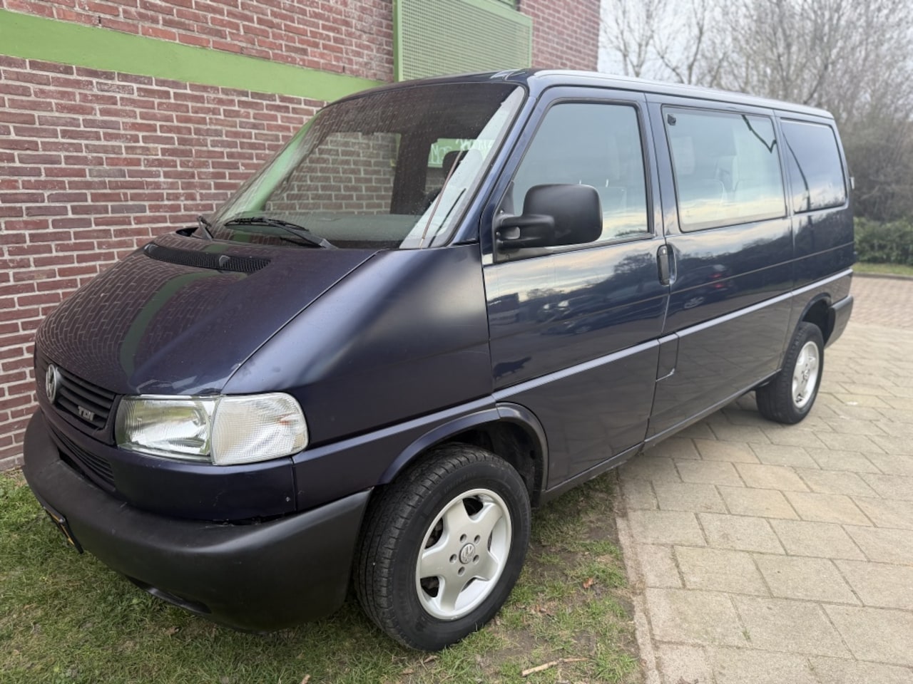 Volkswagen Transporter - 2.5 TDI Comf*1998*102-Pk|Airco|Cruise|Lmv|Ele-p - AutoWereld.nl